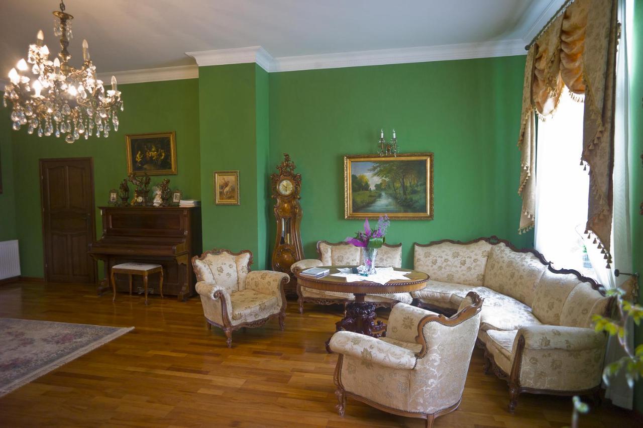 Palac Pacoltowko Bagian luar foto